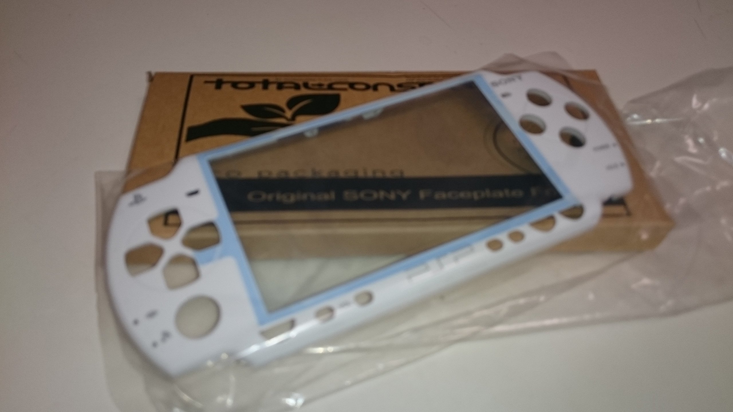 PSP-3000　PCH-2000 Amazon.com: Totalconsole OEM Component faceplate for PSP 2000