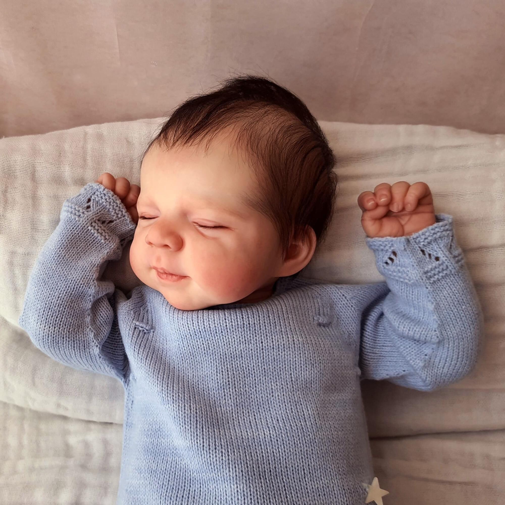 Zero pam Reborn Baby Dolls Silicone Full Body Girl,18 Inch Realistic Silicone Baby Dolls That Look Real, Lifelike Newborn Preemie Doll Soft Full Body Washable Girl With Closed Eyes (Classic)