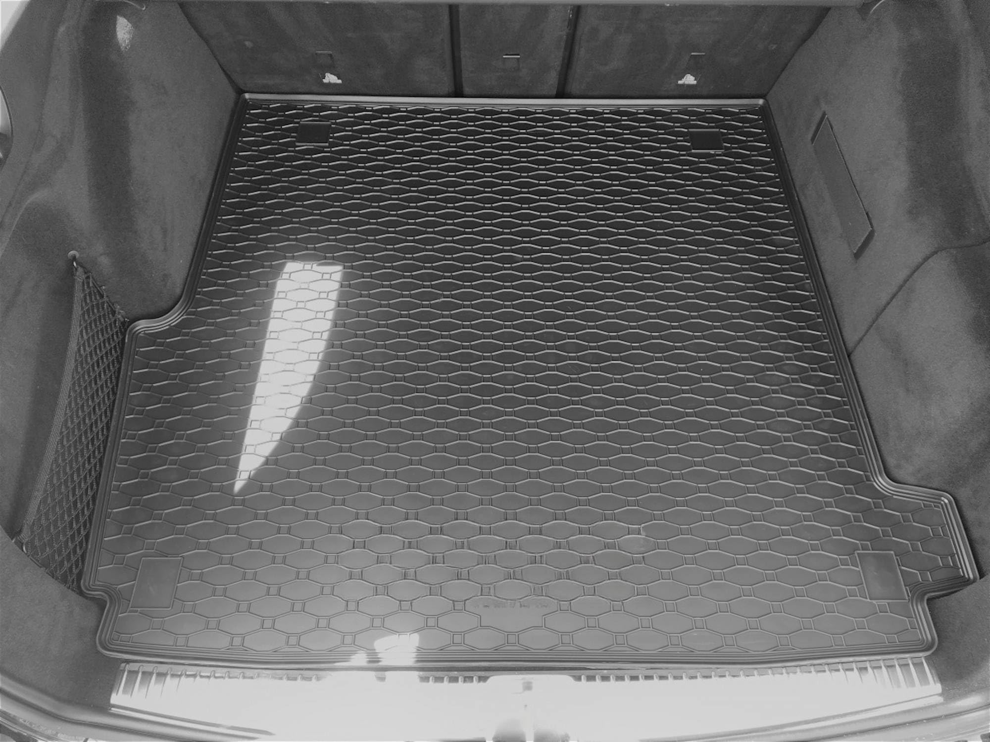 F154B - 421101 - Tappeto in Gomma su Misura per Bagagliaio Auto Compatibile con Classe E SW dal 2016 S213, Classe E S213 ALL TERRAIN dal 2017-