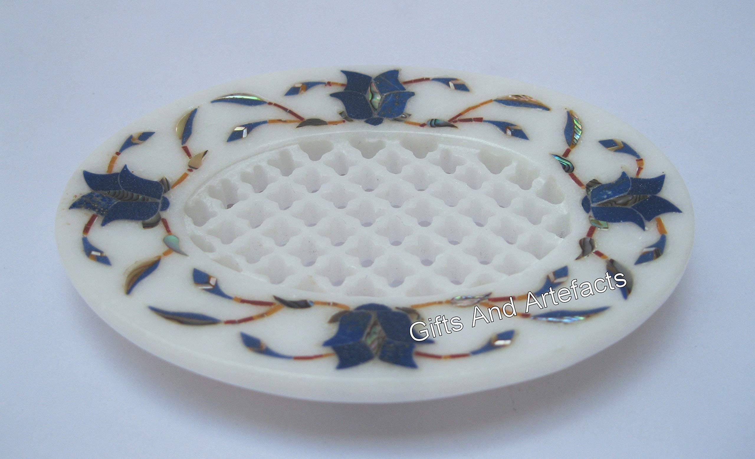 Handgefertigte Seifenschale aus weißem Marmor mit floralem Kunstwerk, dekoratives Badezimmer-Accessoire, 11,4 x 8,9 cm, blauer Steineinsatz, Seifenhalter für Waschbecken und Waschbecken