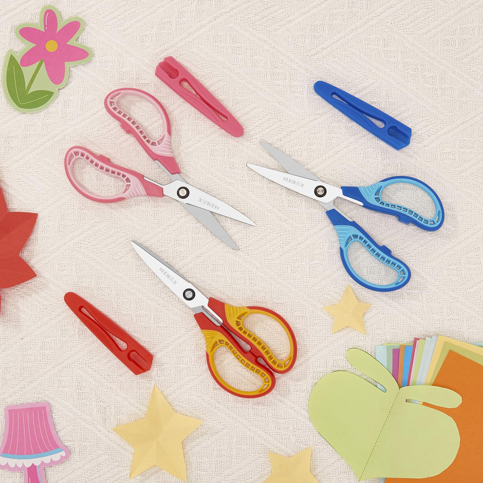 Kinderschere, 17,8 cm, spitze Spitze, rechts/links, mit Schutzhülle, weiche ABS-Griffe und Edelstahlklingen, ultra-langlebig für Klassenzimmer, Zuhause, Schule, täglichen Gebrauch (3er-Pack)