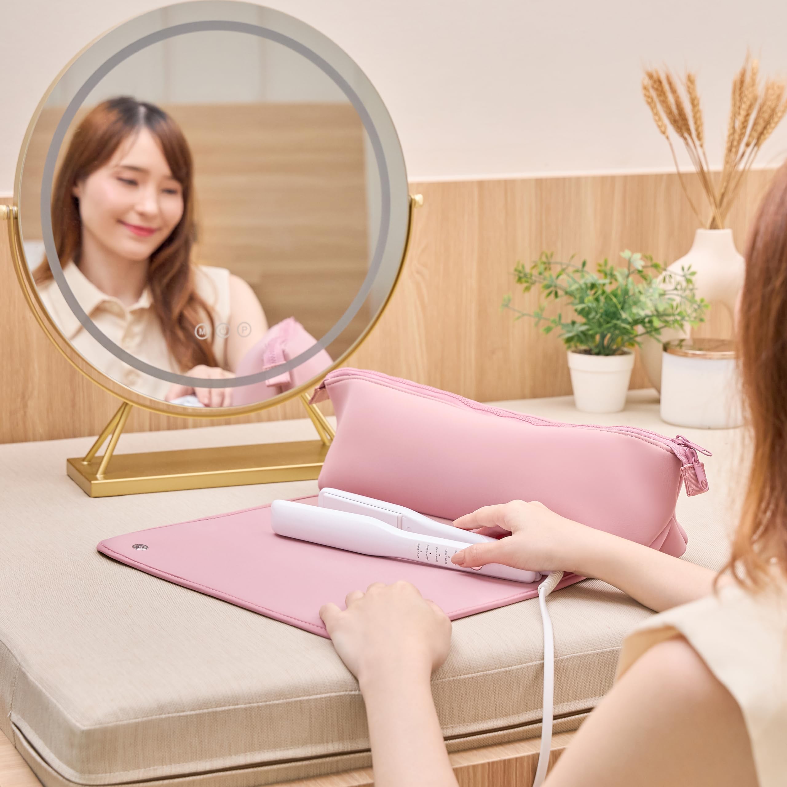 Reisetasche für Haarstyling-Werkzeuge und hitzebeständige Matte für Glätteisen, Lockenstäbe und Haarpflegezubehör, 2-in-1 Design Tragen Hülle mit Innentaschen, Kompakter Organizer (Düne) | Für Glätteisen, Lockenstäbe und Haar-Accessoires, 2-in-1 tragbarer