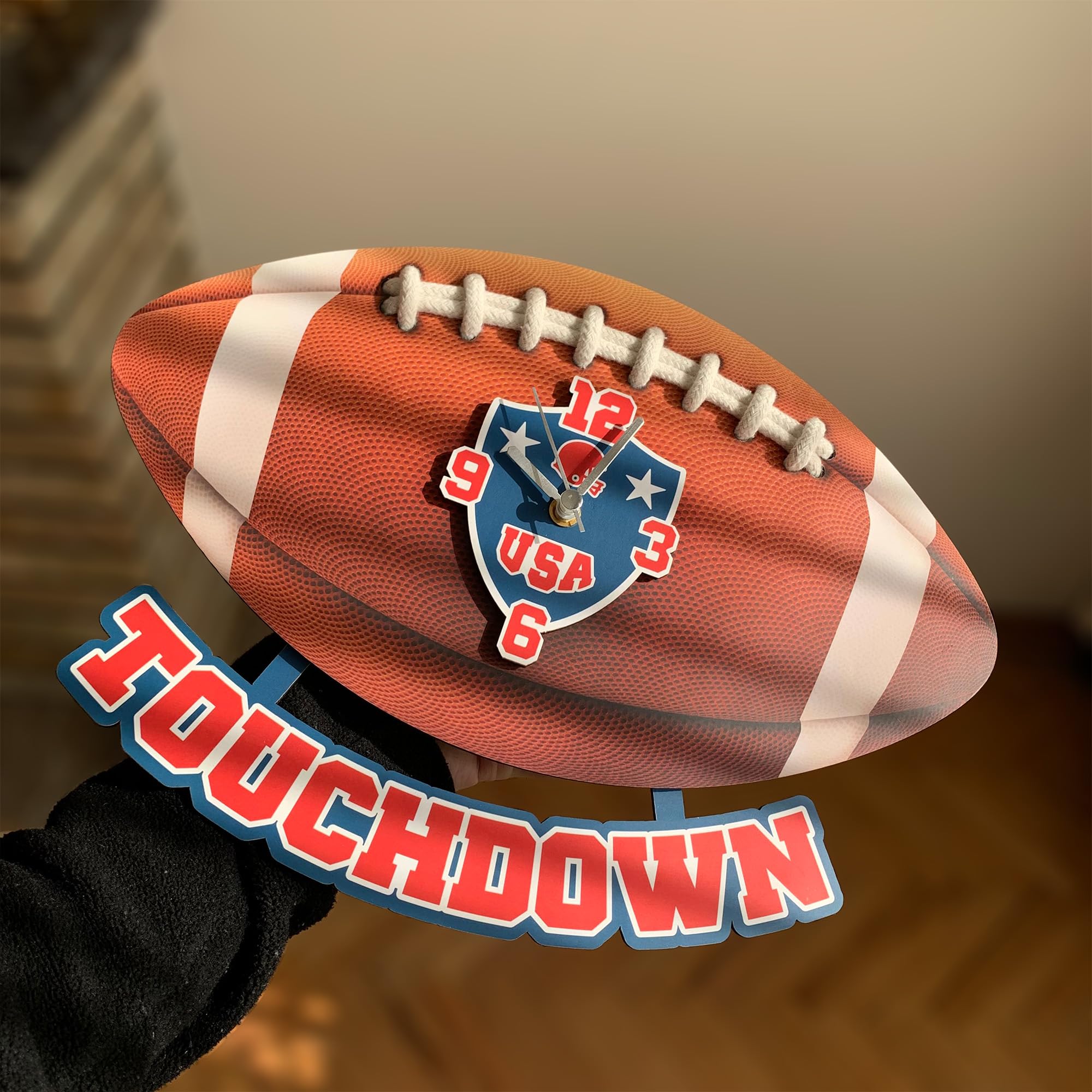 goodtime Futbol amerykański 3D zegar ścienny cichy nietykający z wahadłem, nowoczesna dekoracja ścienna do futbolu amerykańskiego pasjonatów pokoju 25 cm analogowy zegar ścienny na prezent dekoracja