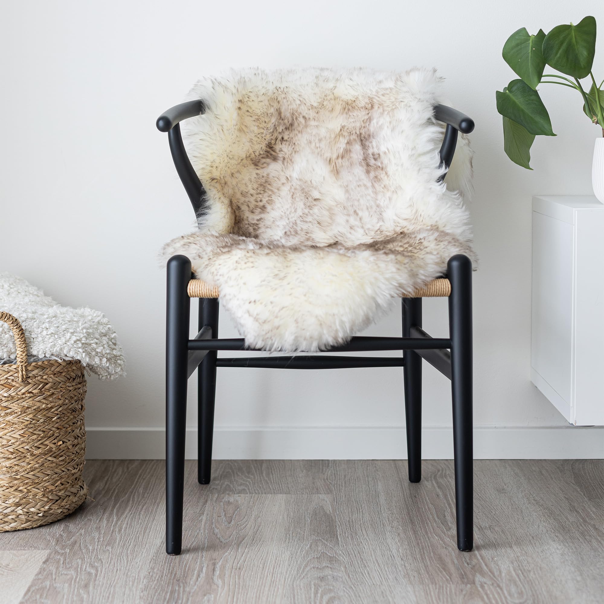 Alfombra Nordic Sheep de piel de cordero 100% orgánica, piel auténtica, 85x60 cm, Nueva Zelanda, piel natural, para salón, estera, sofá o silla