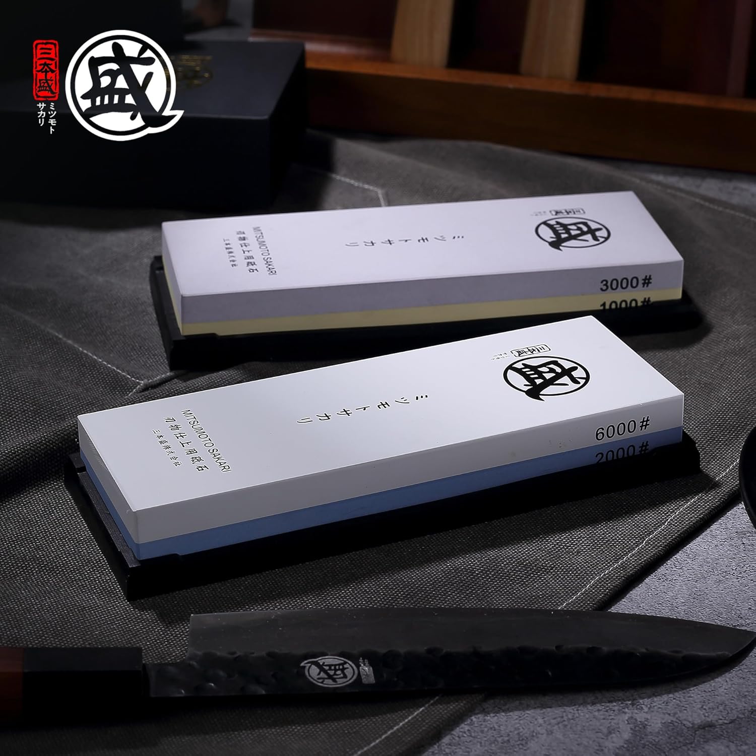 MITSUMOTO SAKARI 1000/3000 Grit Japanese Knife Sharpening Stones Whetstone, Professional Sharpener with Non-Slip Base