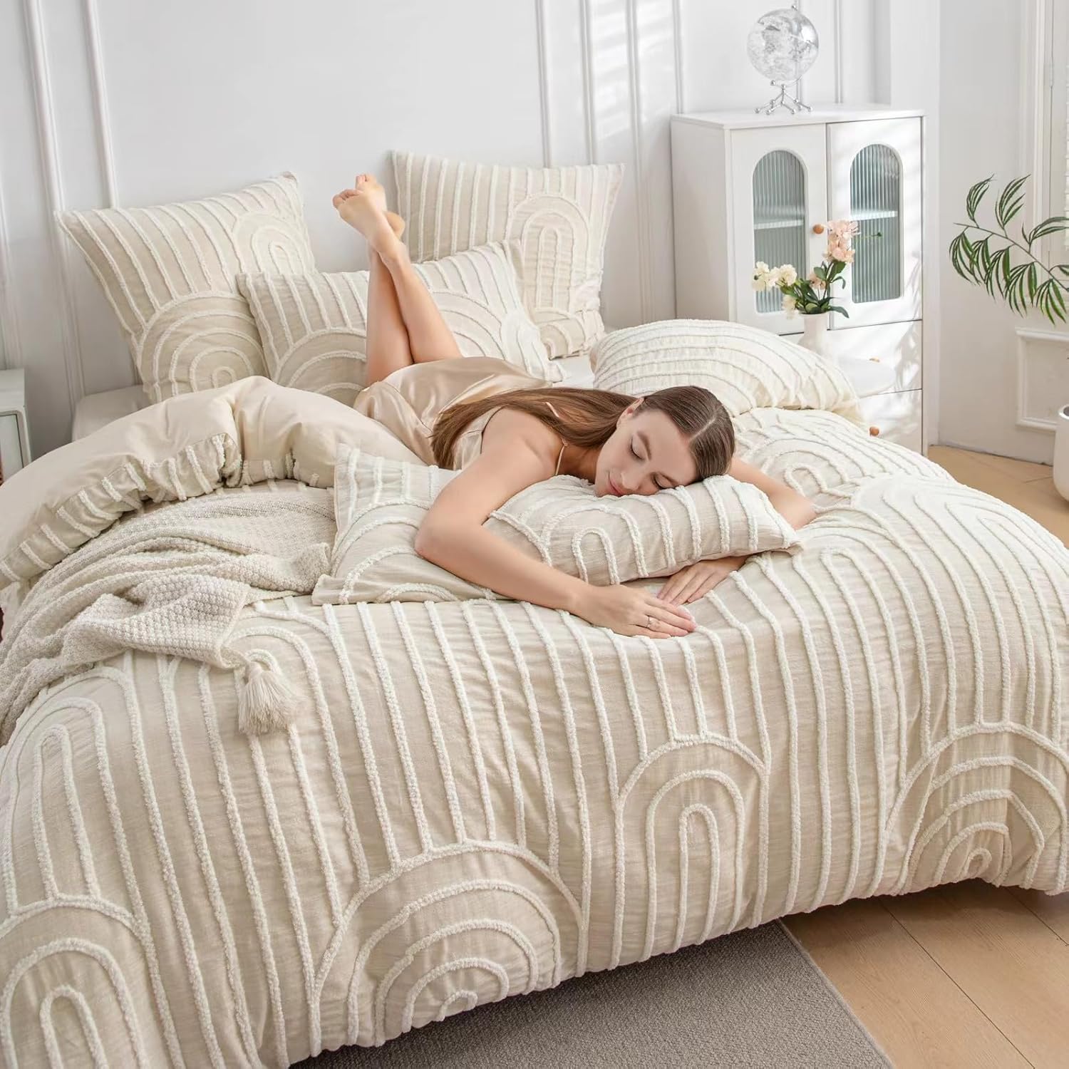 Exclusively Tufted Duvet Cover Set 3 Pieces, Premium Women's Wear Fabrics,100% Textured Cotton in Organic Linen Look (Beige, Queen (U.S. Standard))