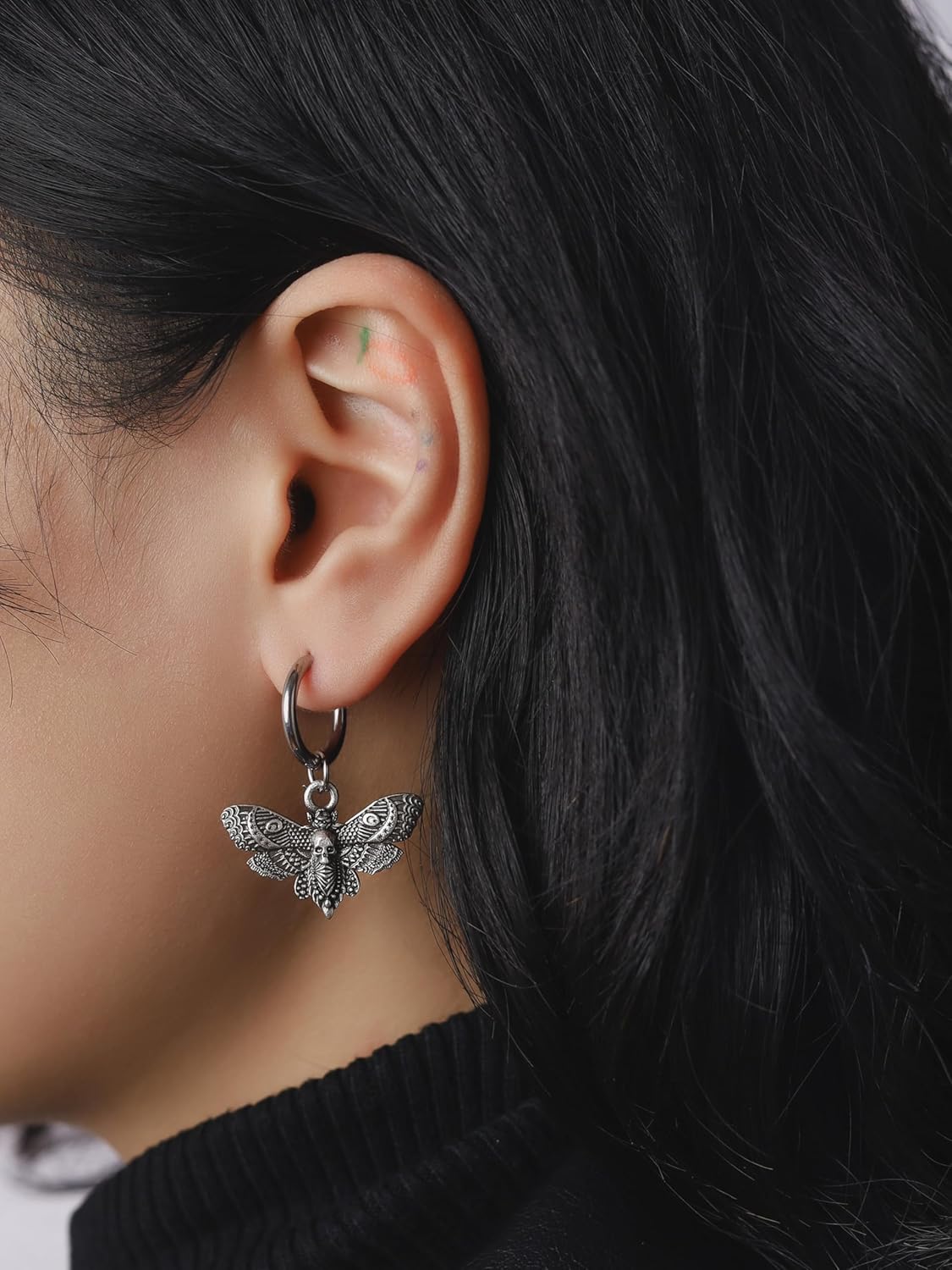 HAQUIL Gothic Deathhead Hawkmoth Skull Dangle Drop Earrings for Women, Goth Skull Memento Mori Jewelry Gift - Image 5