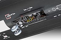 Vista 7 de Revell 04967 Lockheed SR-71 Blackbird 1:48 Scale Model Kit, Unvarnished