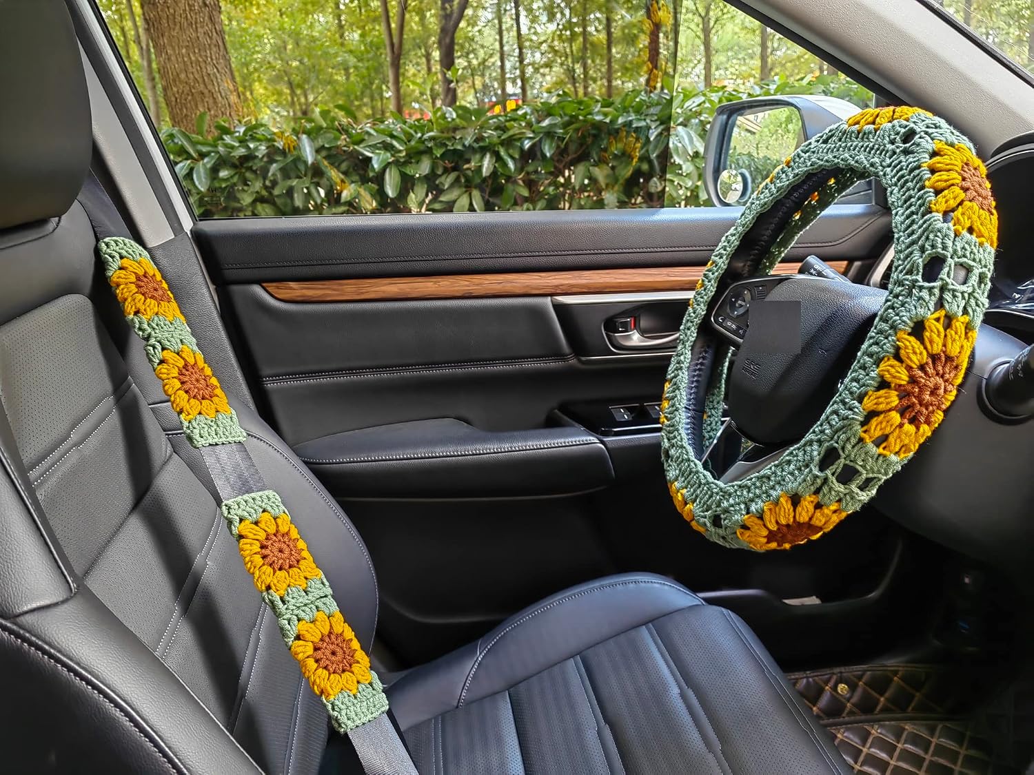 YDMZZB Crochet Steering Wheel Cover,Sunflower Crochet Steering Wheel Cover,Car Steering Cover,Steering Wheel Cover for Women (Steering Wheel Cover+2 Seatbelt Covers)