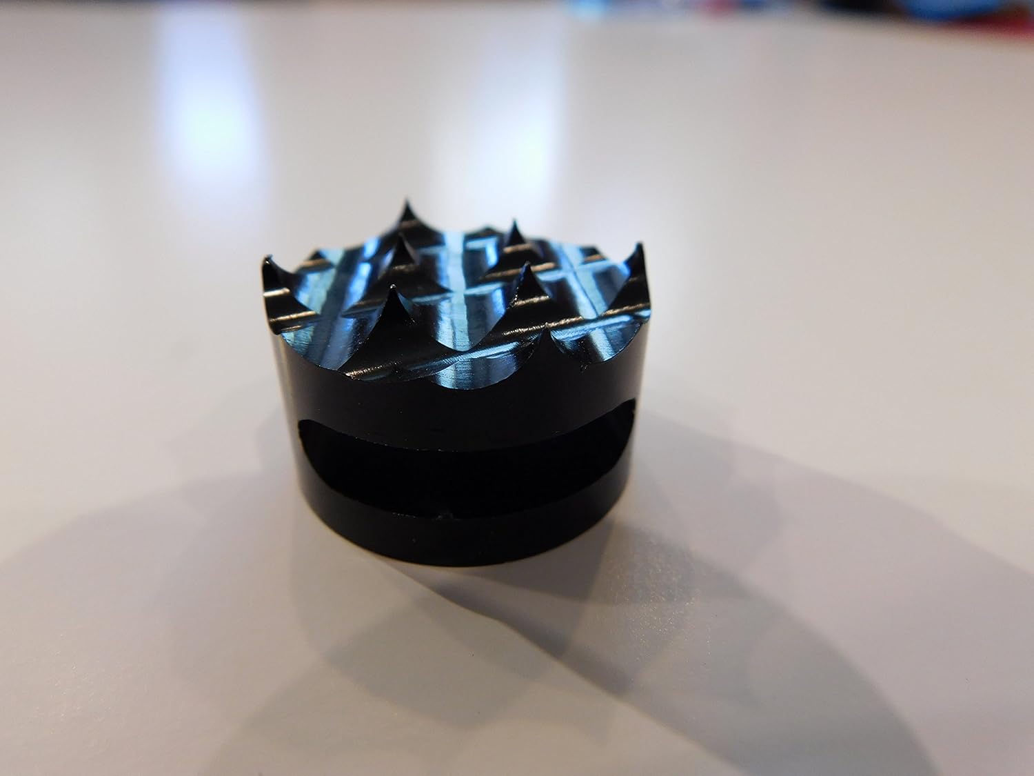 Self-Defense/Counter Attack Tool - 2 PACK (6 SEPERATE SPIKES)