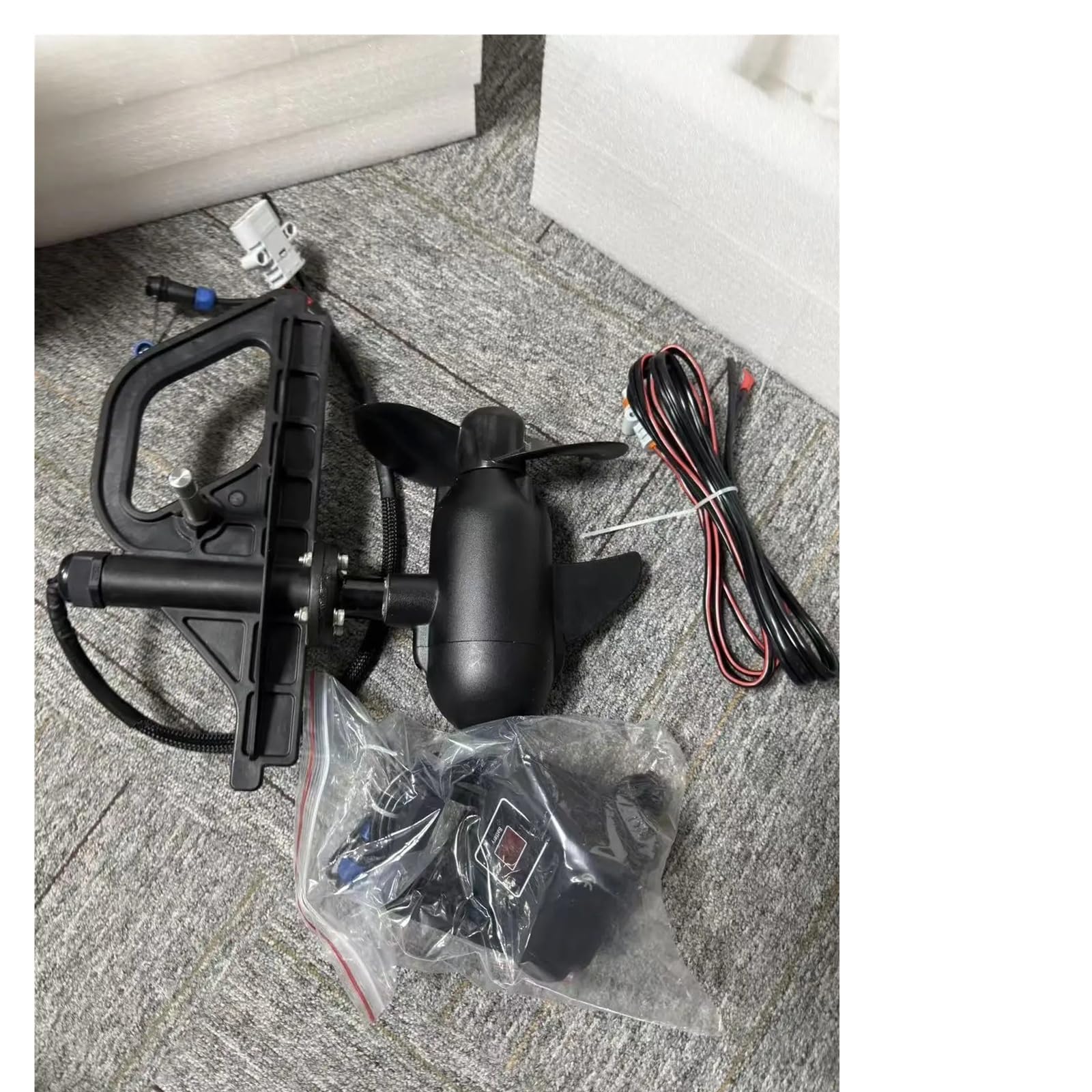 Elektryczny silnik do trolingu, 55LBS 65LBS ​​12 V / 24 Silnik elektryczny do trolingu pedału płetwowego