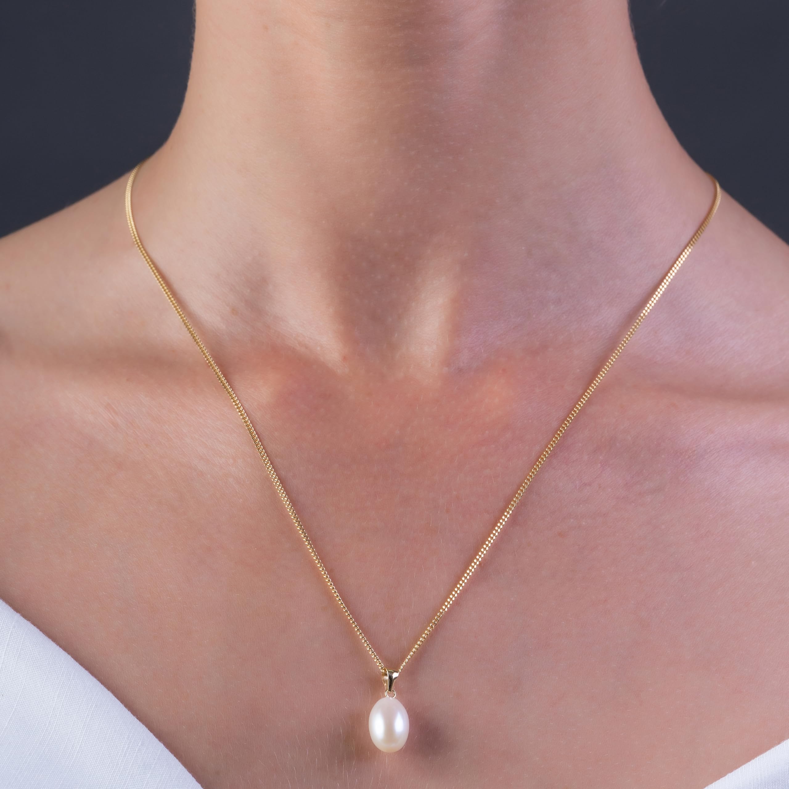 MIORE Kettenanhänger Gold –14 Karat (585)Gelbgold- Perlen Anhänger, Charms Anhänger für Kette, weiße Süßwasser Perle 8mm, Hypoallergener Goldanhänger, Perlenschmuck, Schmuck Damen -in edler Schmuckbox
