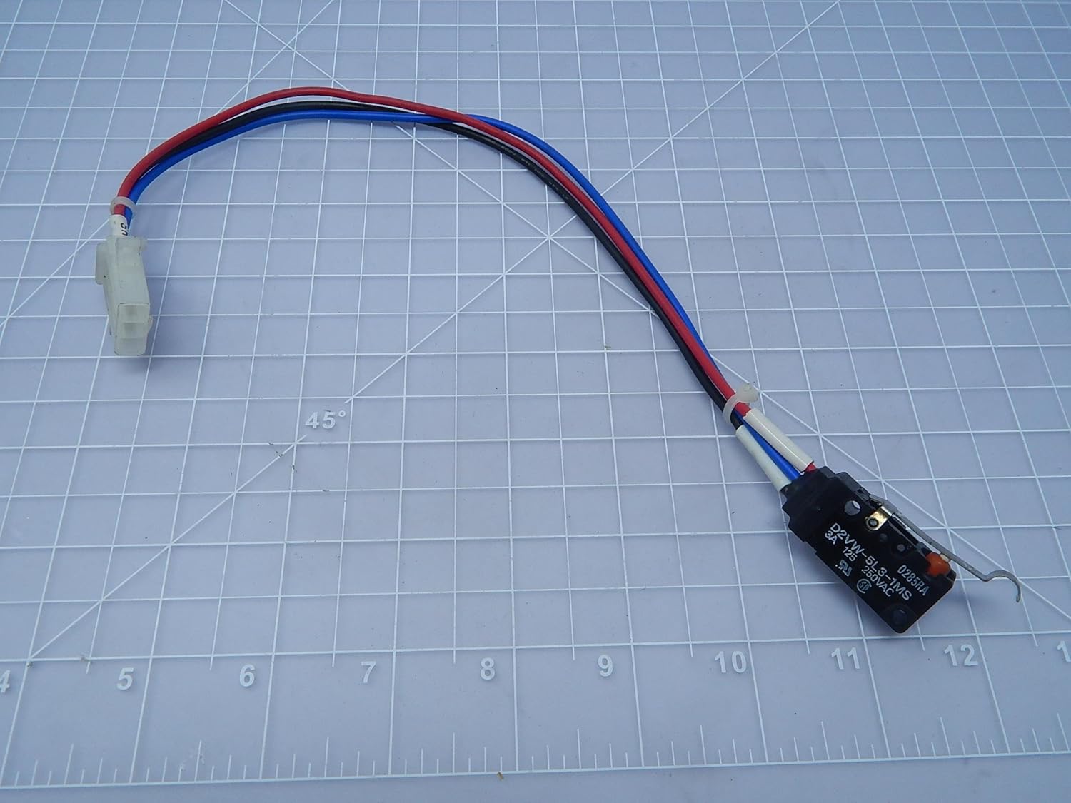 OMRON D2VW-5L3-1MS MICROSWITCH, Roller Lever, SPDT 5A 250V; MICROSWITCH Type:Miniature; Actuator:Simulated Roller Lever; Contact Configuration:SPDT; Switch TERMINALS:Wire LEADED; Contact C