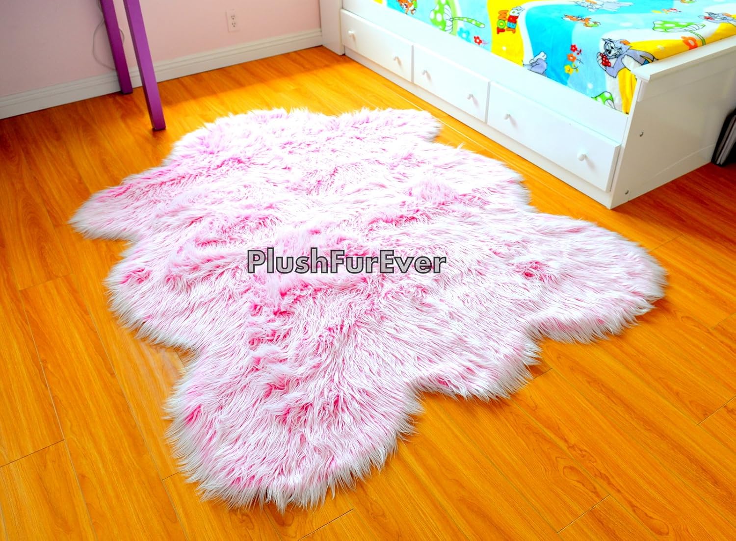 SC Love Collections Nursery Pink White Chubby Sheepskin Mongolian Frost Fur Nonslip Suede Backing Faux Fur Throw Rugs (5' x 6' feet)