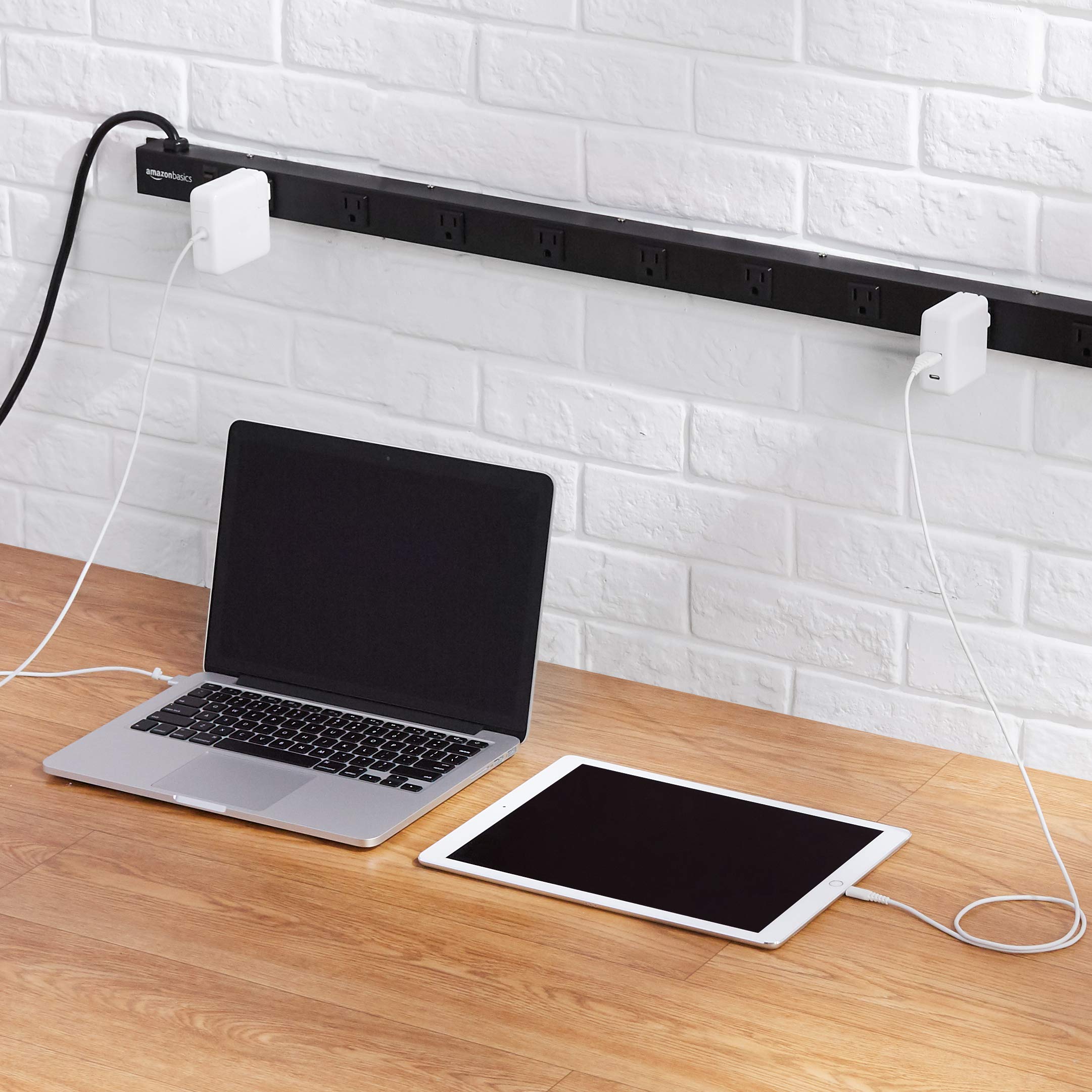 Amazon Basics Heavy Duty Metal Surge Protector Power Strip with Mounting Brackets - 9-Outlet, 600-Joule (15A On/Off Circuit Breaker)