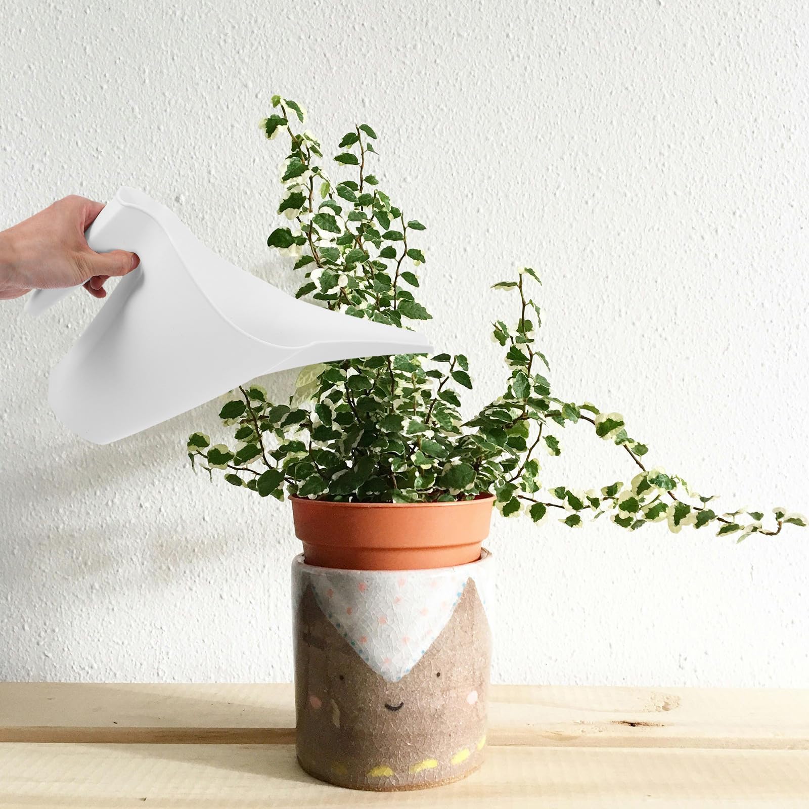 Regadera de Jardín 1, 8 L de PP con Boquilla Larga Ergonómica