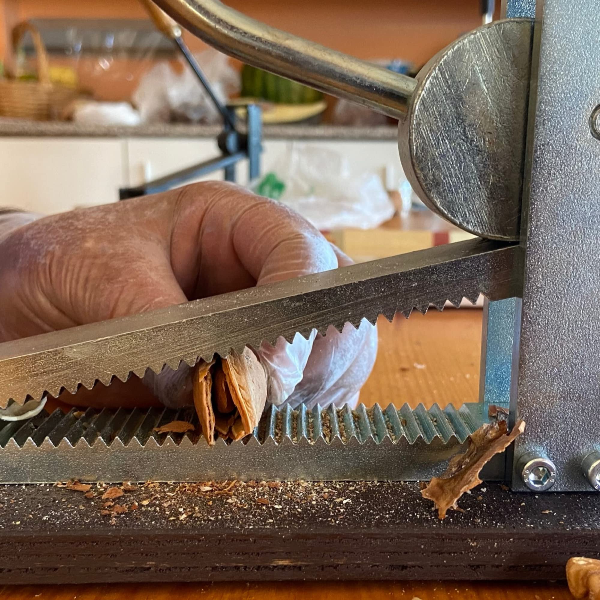 Cascador de Frutos Secos - Fabricado en Acero Máquina Partir Almendras Partidor Pelador de Nueces Avellanas Aceitunas Marisco Rápido Sin Esfuerzo