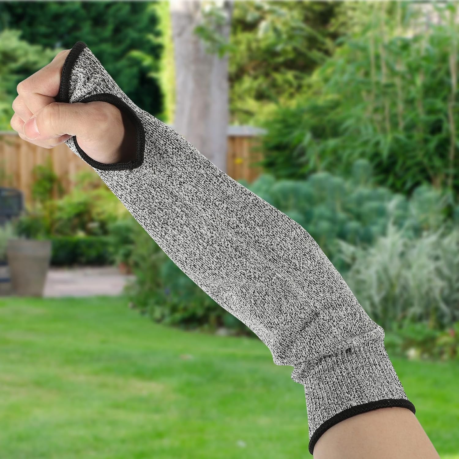 Cut Resistant Arm Protector Sleeve with Level 5 Abrasion Resistance, Cut Proof Forearm Cover for Men Women, Gray One Size, Sturdy Arm Protective Sleeve for Gardening Work Safety