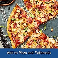 Vista 3 de DeLallo Queso romano rallado, recipiente de 8 onzas con tapa agitadora, paquete de 4