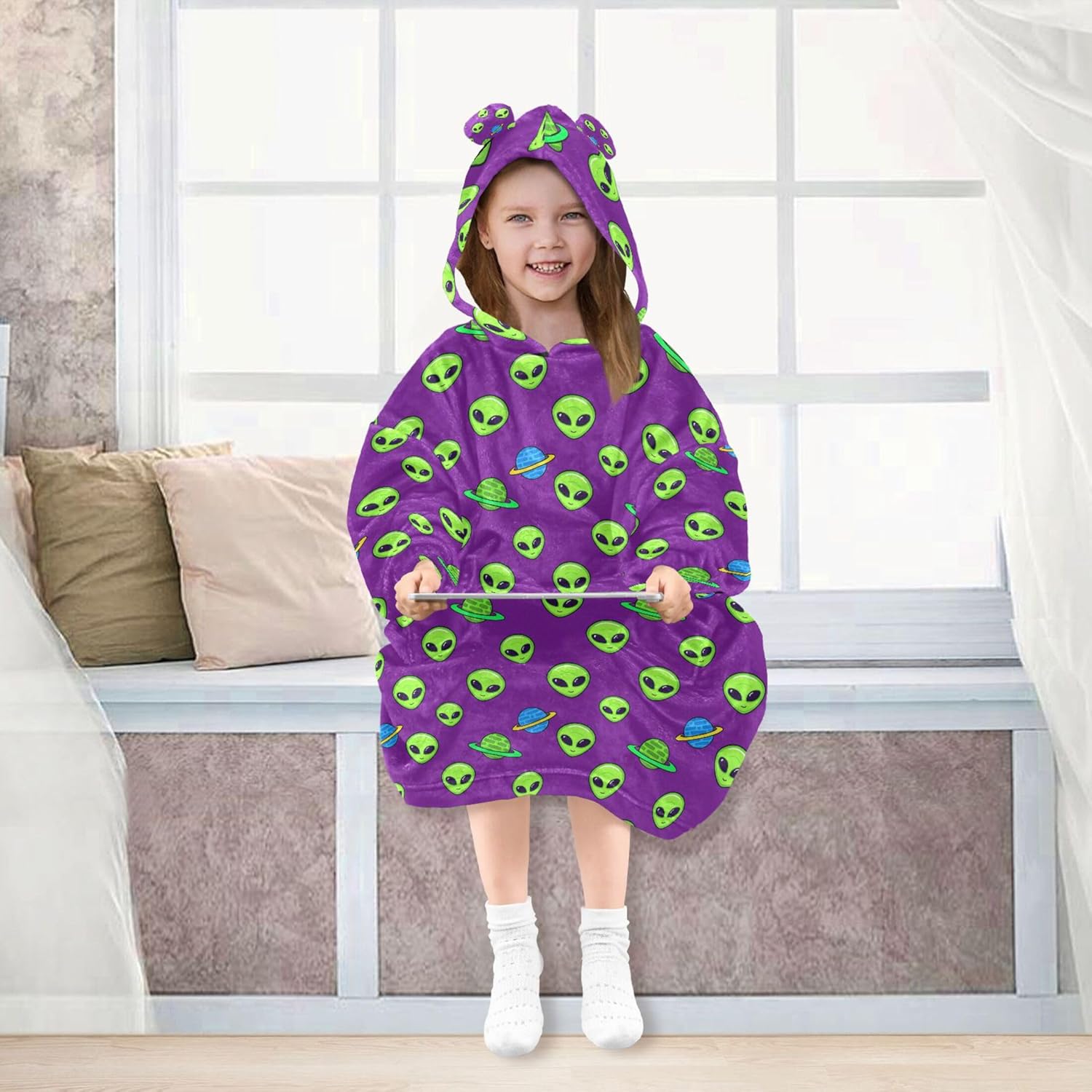 Cute Alien Ufo Kids Wearable Blanket Hoodie with Pocket and Sleeves for Toddlers, Cute Hoodies Girls Boys B0404021