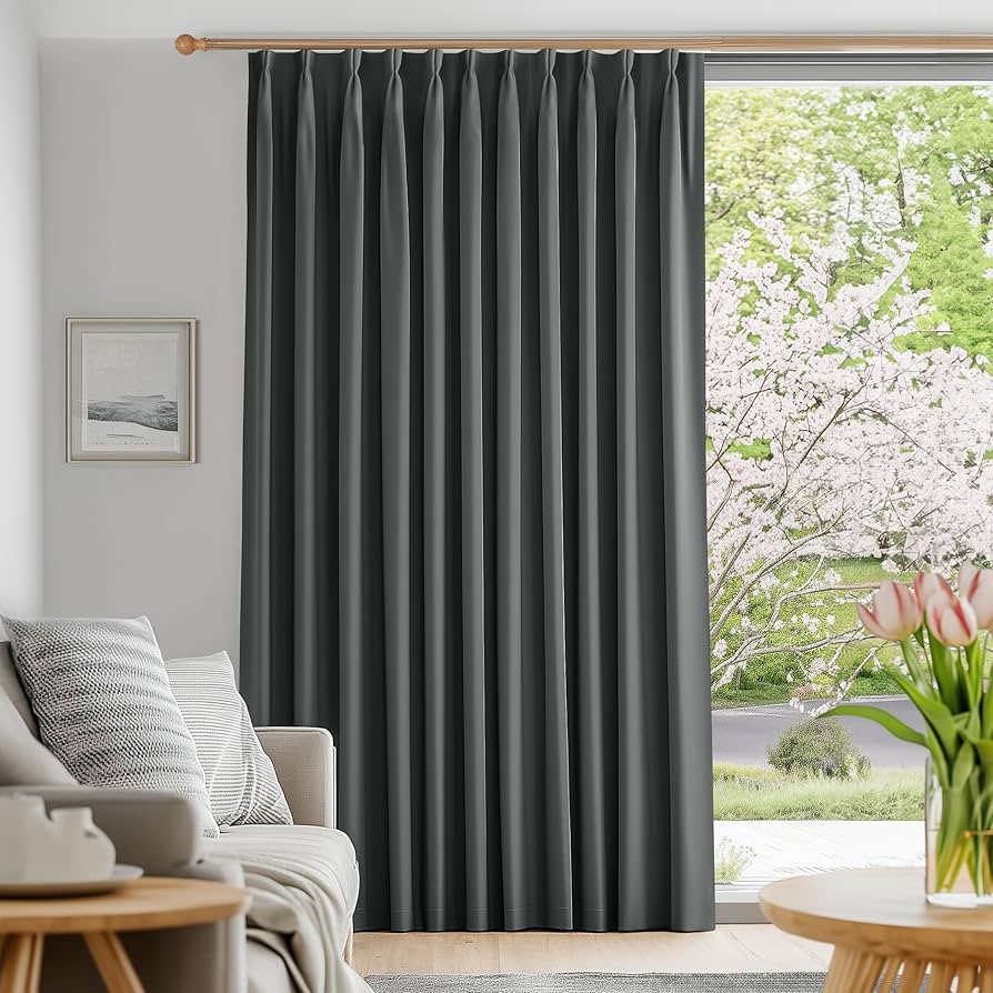 【ブラウン】Deconovo 1級遮光ドレープカーテン Amazon｜Deconovo カーテン 1級遮光 2枚組 幅130×丈200cm 厚手