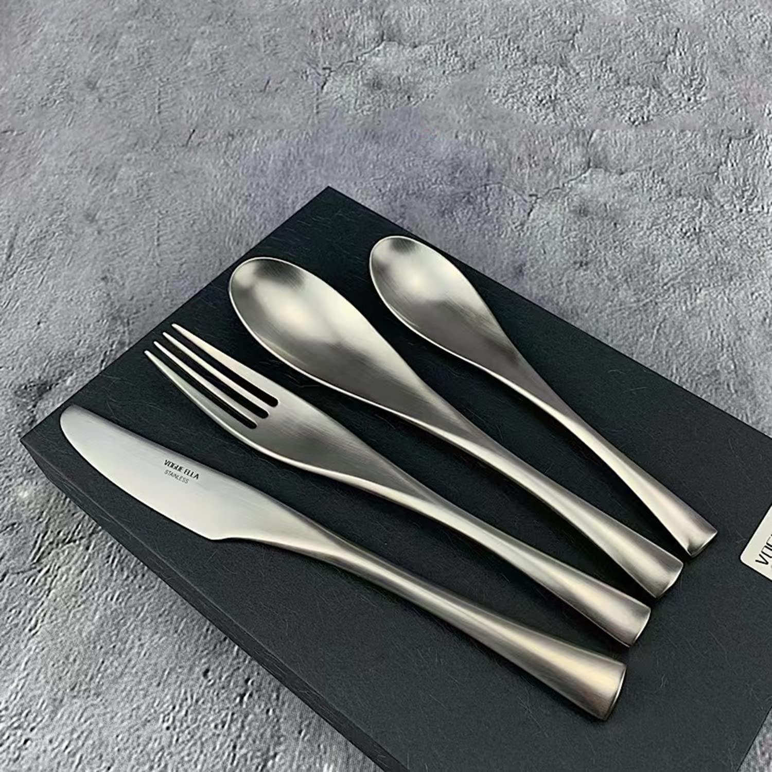 Besteck Set, Besteckset 12 Personen.Luxus-Besteck-Sets, Spiegelpoliertes Besteckset，Spülmaschinenfest, Elegantes Tafelbesteck für Home/Wichtige Abendessen (12 Satz mit 48 Stück) TZG148