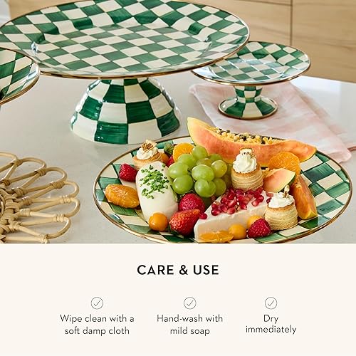 Miniatura 29 de MACKENZIE-CHILDS - Fuente de pedestal esmaltada, soporte redondo para pasteles, tamaño miniatura, Courtly Check - a cuadros negros y blancos Chequeo