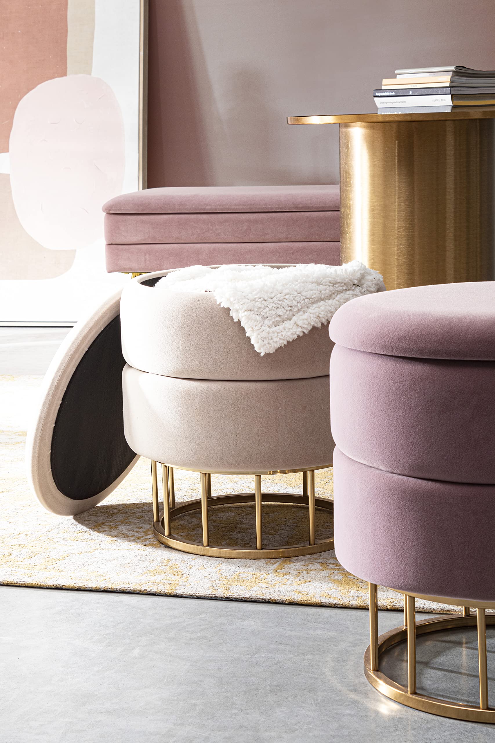 KONTE.DESIGN Pouf contenitore PAVLINA , tessuto effetto velluto Beige