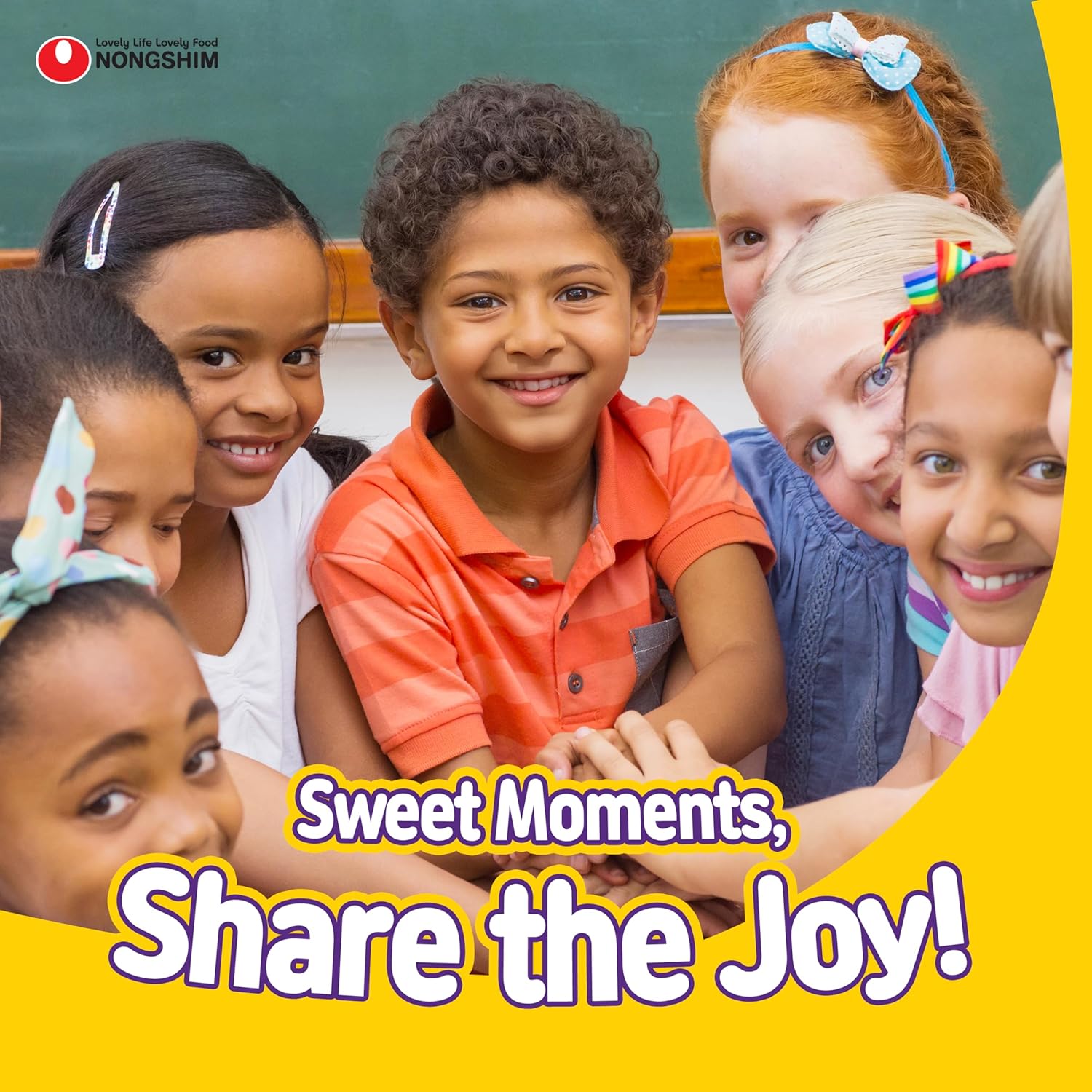 Nongshim Banana Kick Big Bag, Sweet and Crunchy Banana Flavored Corn Puff Snack, 6.34 oz (Pack of 5)