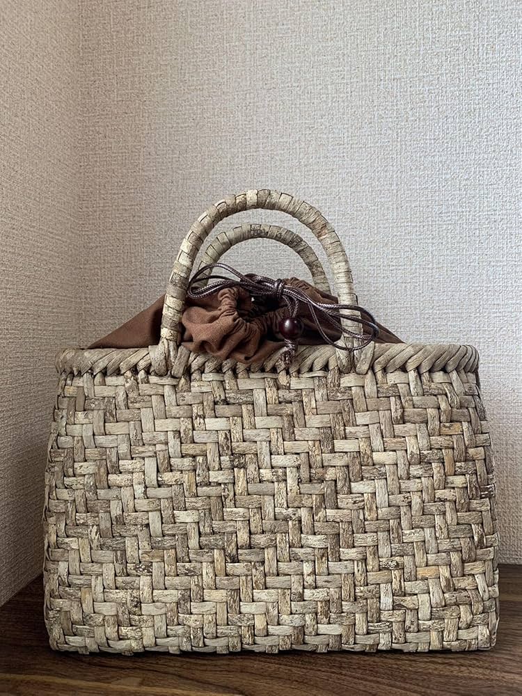 胡桃　網代編み　かごバッグ　くるみ　籠バッグ　L　新品　日本企画　山葡萄バッグ 胡桃 網代編み かごバッグ くるみ 籠バッグ L 新品 日本企画