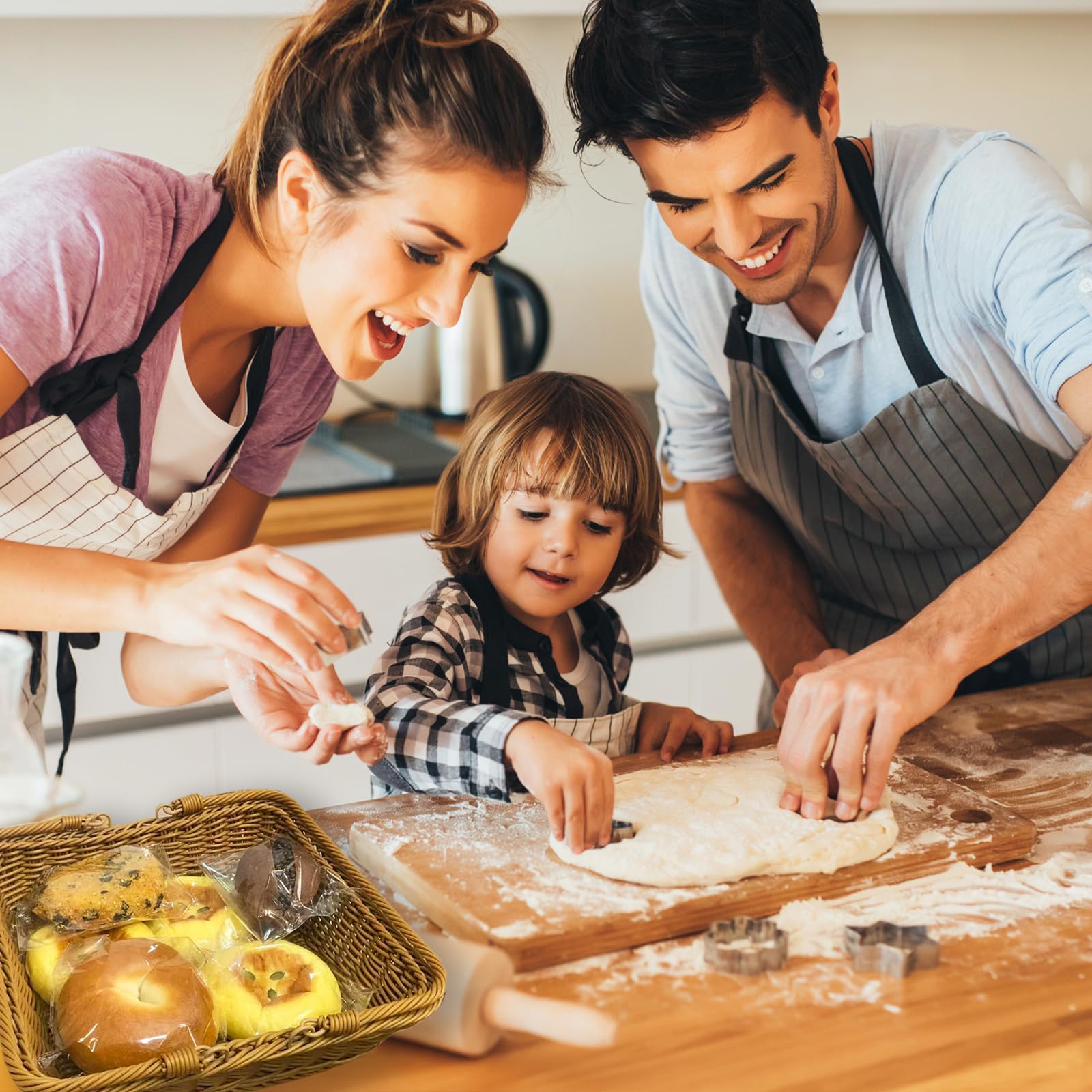 100 bolsas de celofán transparente resellables de 4 x 4 pulgadas, autoadhesivas, gruesas y duraderas, seguras de grado alimenticio, perfectas para empaquetar galletas, golosinas, dulces, joyas