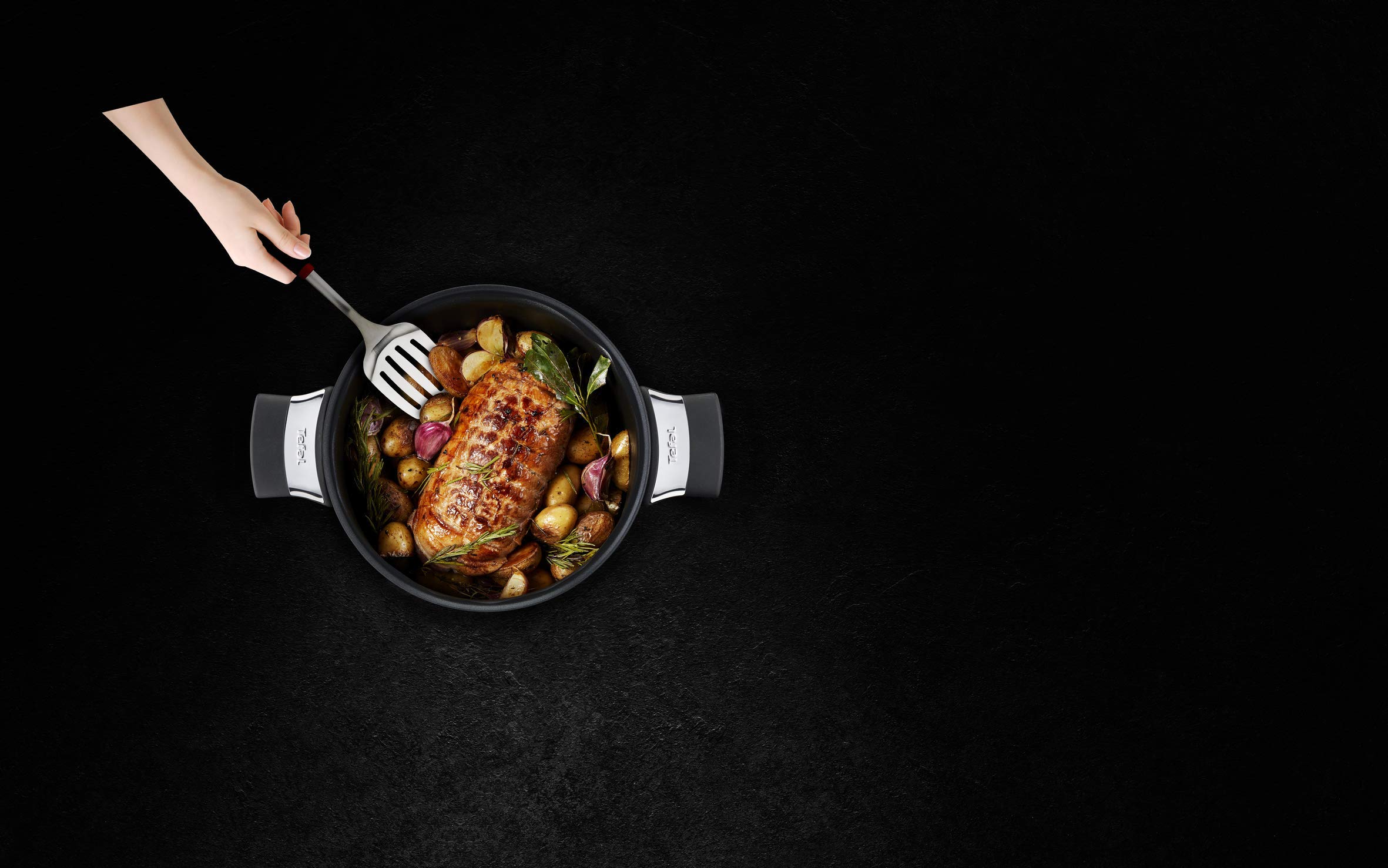 Tefal Unlimited On Sauteuse 28 cm, Résiste aux rayures, Revêtement antiadhésif, Thermo-Signal™, Cuire à l'étouffée, braiser, mijoter, Couvercle verre, Fabriqué en France, Tous feux induction G2597283