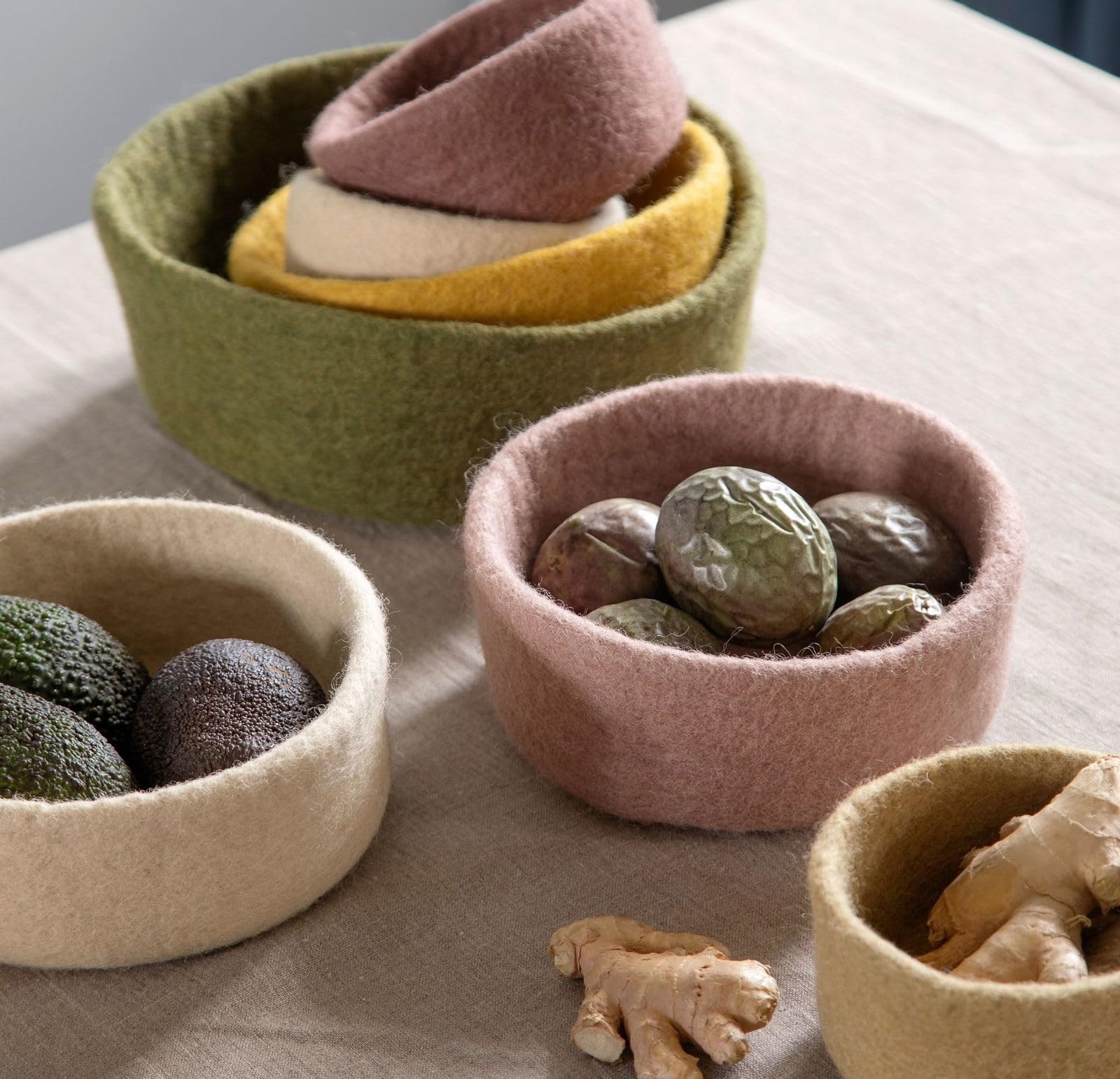 Gry & Sif Handgemacht & Fairtrade-zertifiziert Stilvolles dänisches Design x Napali Kunsthandwerker | Filzschalen für Osterkorb, Frühstückskorb, Organizer aus Filz | Beige | 3er-Set