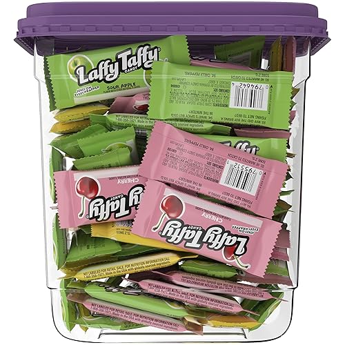 Vista 25 de Laffy Taffy Caramelos surtidos con sabor a frutas, sabor a manzana agria, cereza, fresa y plátano (145 piezas)