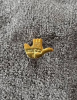 激レア　コルビュジエ ピンバッジ　Le Corbusier コレクション　アート Le Corbusier open hand pin badge コルビュジエ - メルカリ