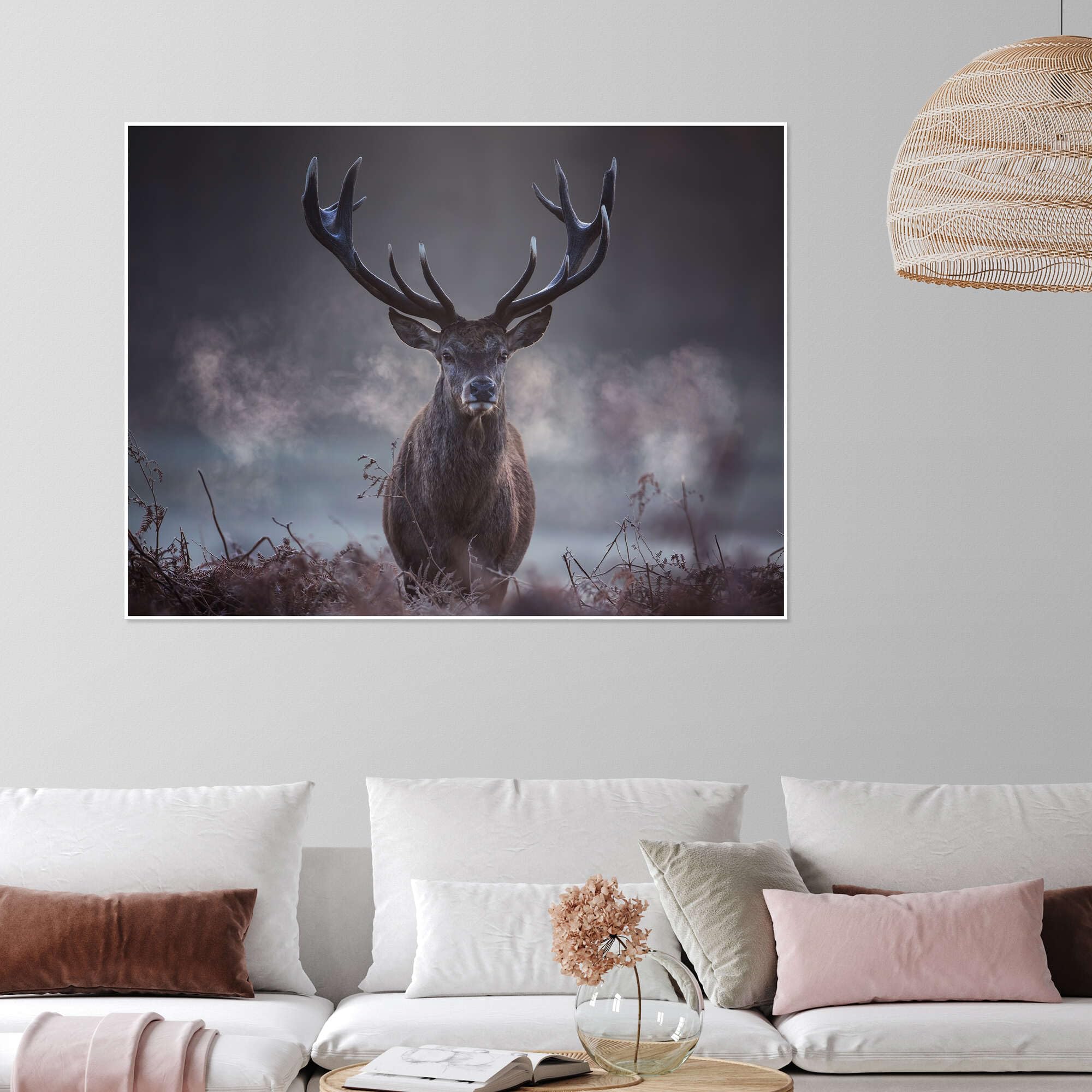 Posterlounge Un cerf majestueux dans la brume hivernale Poster