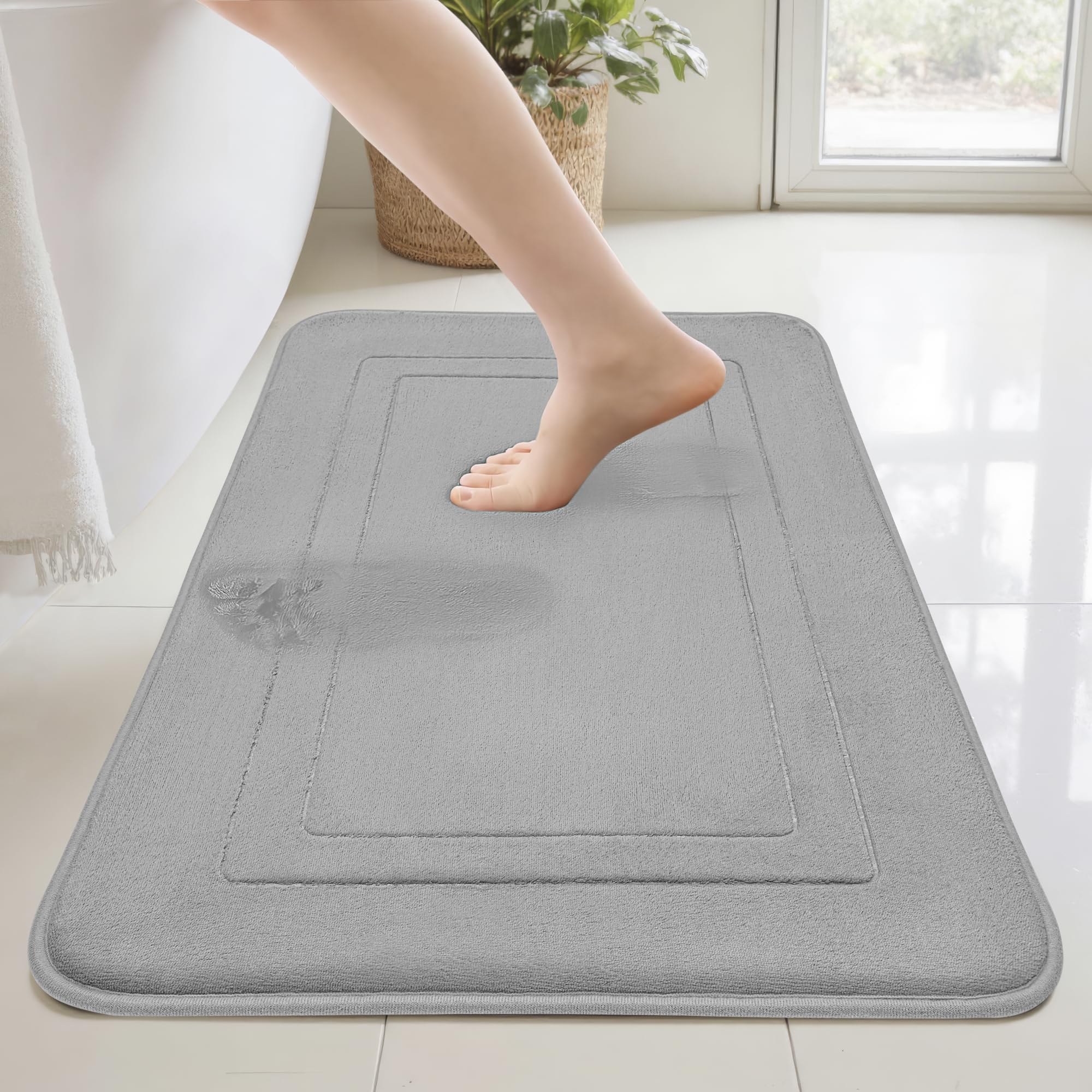 Cupic Cupid Super Soft Memory Foam 20" x 32" Bath Mats for Bathroom Floor Shower & Tub, Grey Bathroom Rugs Non Slip Washable, Water Absorbent Bath Rugs, Quick Dry Bath Carpet for Decor