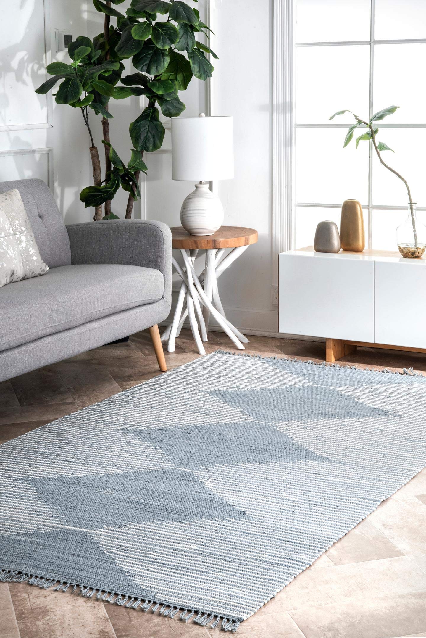 nuLOOM Collins Lined Diamonds Area Rug, 5x8, Grey 5 x 8 Feet Grey for sale Phoenix, AZ