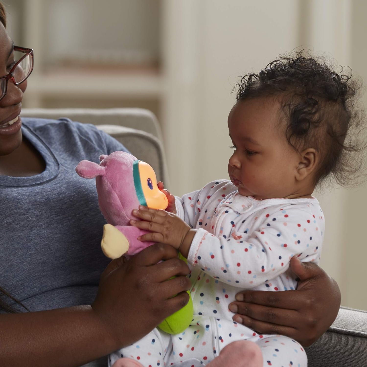 Playskool A1202F03 Glo Worm (Pink) Soft Toy for Babies with Soothing Melodies, Multi-Coloured - Amazon Exclusive