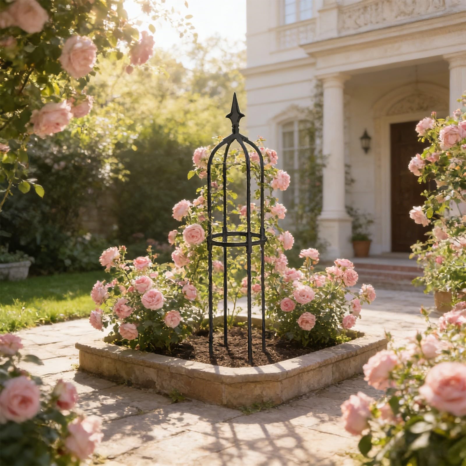 Estructura de hierro para uso en exteriores con diseño de obelisco de jardín elegante