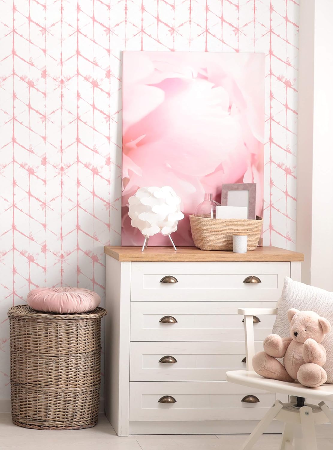 Simple Shapes Tie Dye Hexagon Lines Wallpaper - Peel and Stick (6 Sheet Pack - 2ft x 9ft, Coral)