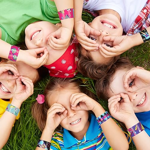 Miniatura 5 de Sosation 60 pulseras de fiesta de los años 80 y 90, recuerdos, pulseras de bofetada, pulseras temáticas retro, bandas a presión para adultos (estilo