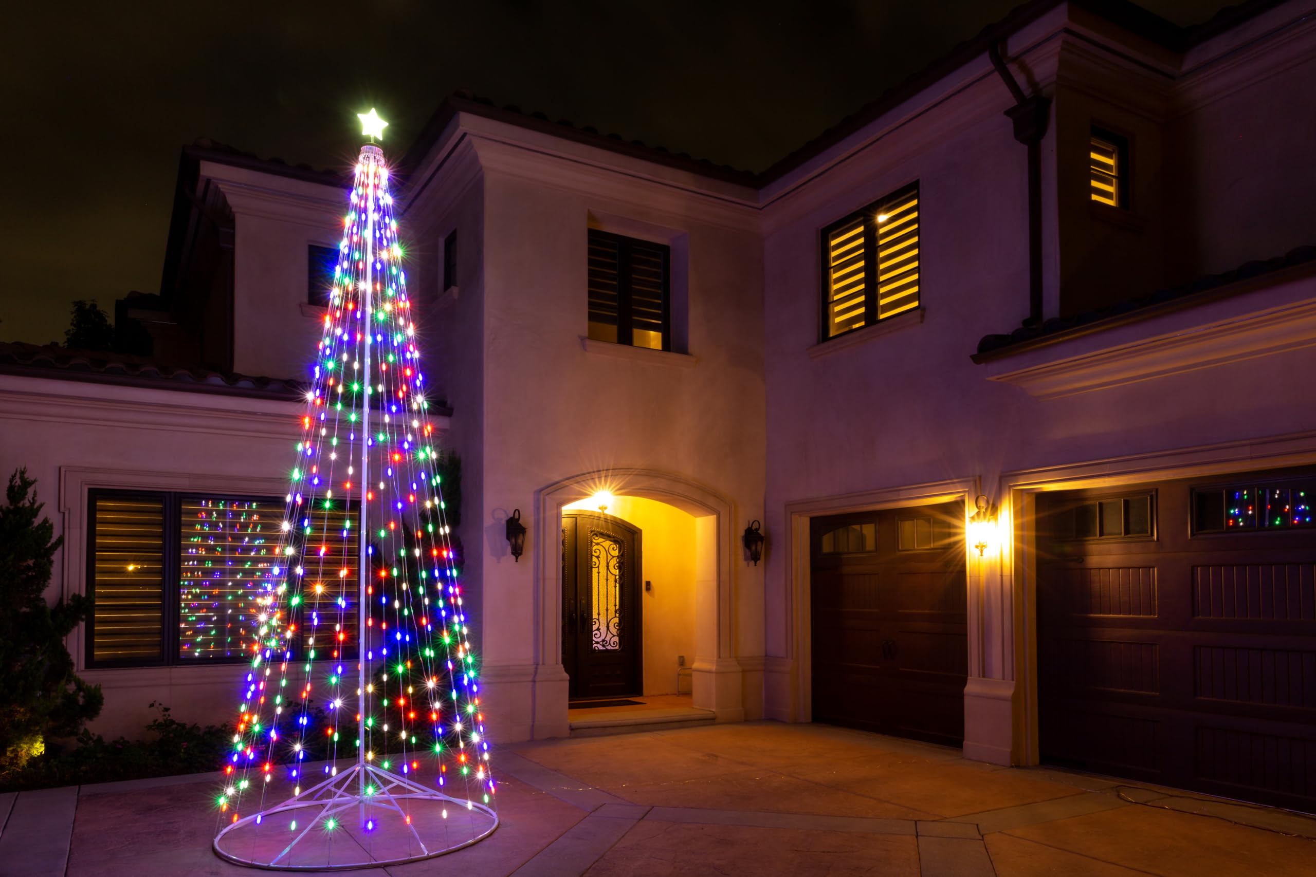Outdoor Christmas Tree Decorations For A 16 Ft Tree Christmas Cone