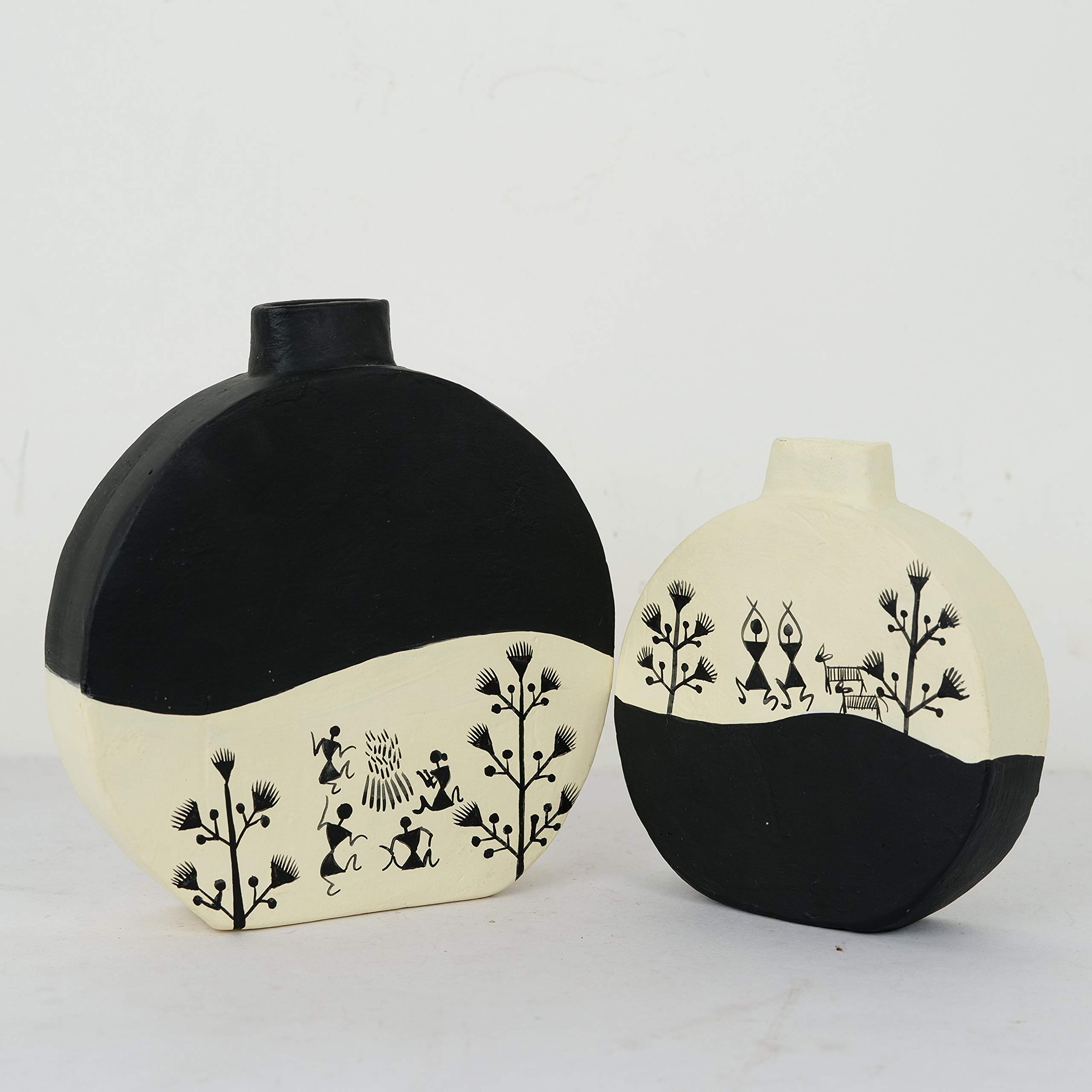 Artysta ‘Warli Flasks’ Black Handpainted Terracotta Flower Vases, Terracotta Decorative for Home Earthen Flower Vase Pots for Home (Set of 2) - Image 3 thumbnail