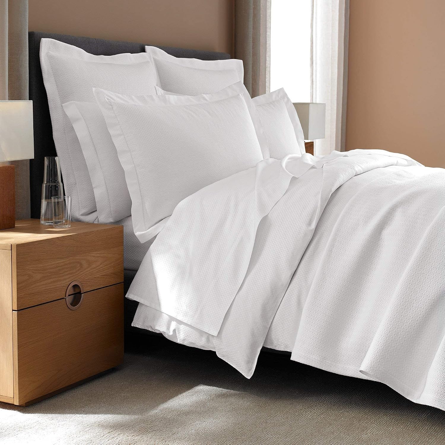 H by Frette Checkered Sateen Sham Set of 2 (King) - Luxury All-White Shams/Soft and Silky with a Subtle Pattern / 100% Long-Staple Cotton