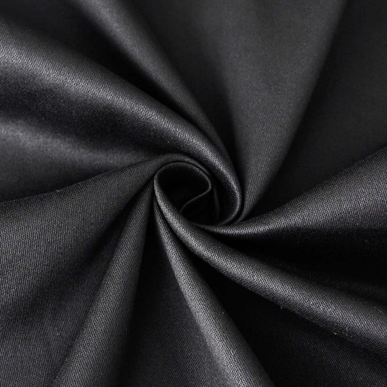 Efavormart Black Cotton Blend Round Tablecloth 132" Seamless for 6 Foot Table with Floor-Length Drop