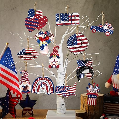 Miniatura 7 de 24 adornos para el 4 de julio para árbol patriótico de madera, adornos colgantes de madera para el Día de la Independencia, decoración colgante de