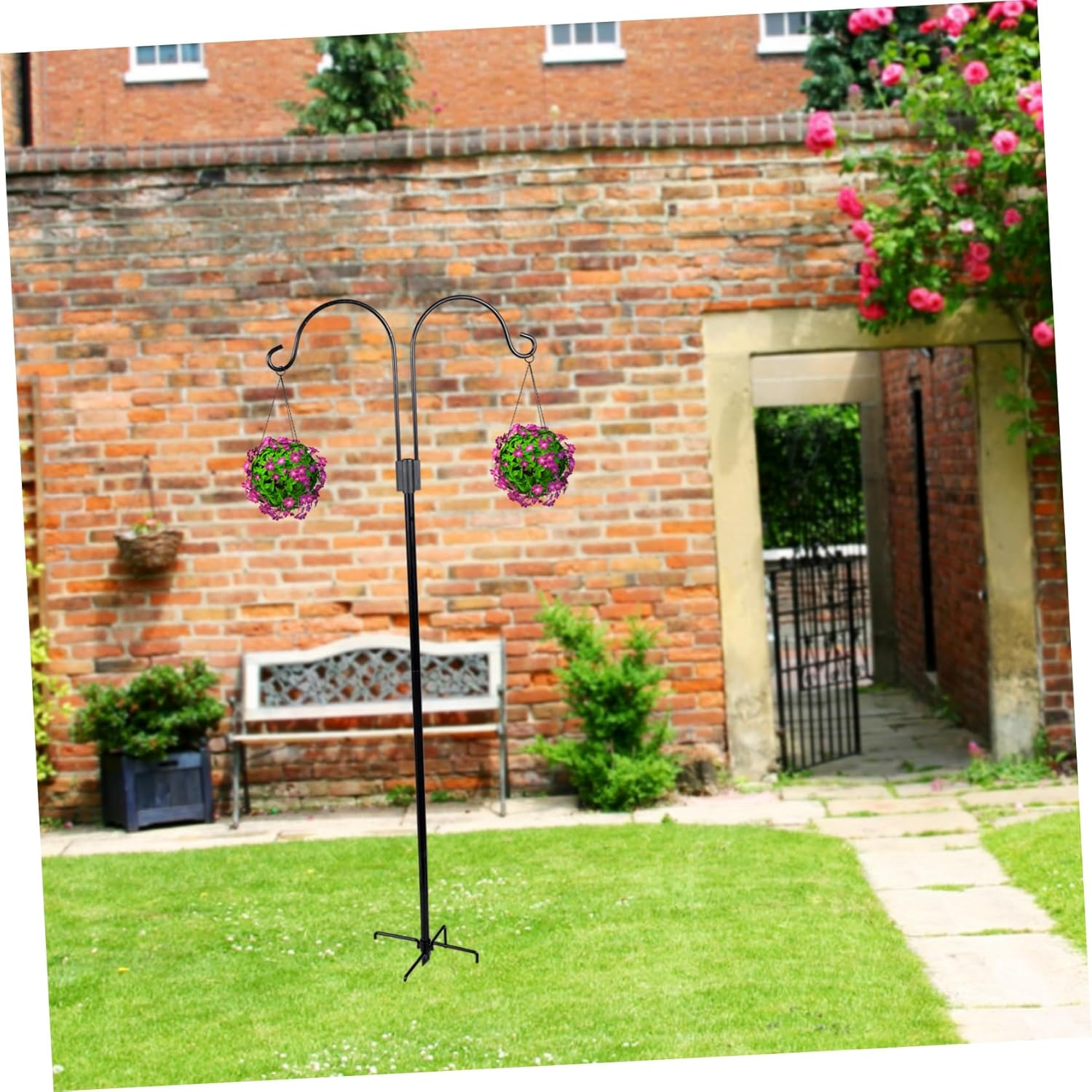 Double Shepherd Hook for Outdoor Use Heavy Duty Iron Hanger for Bird Feeders Lanterns and Plant Baskets Rust-Resistant Garden Stake with Decorative Design