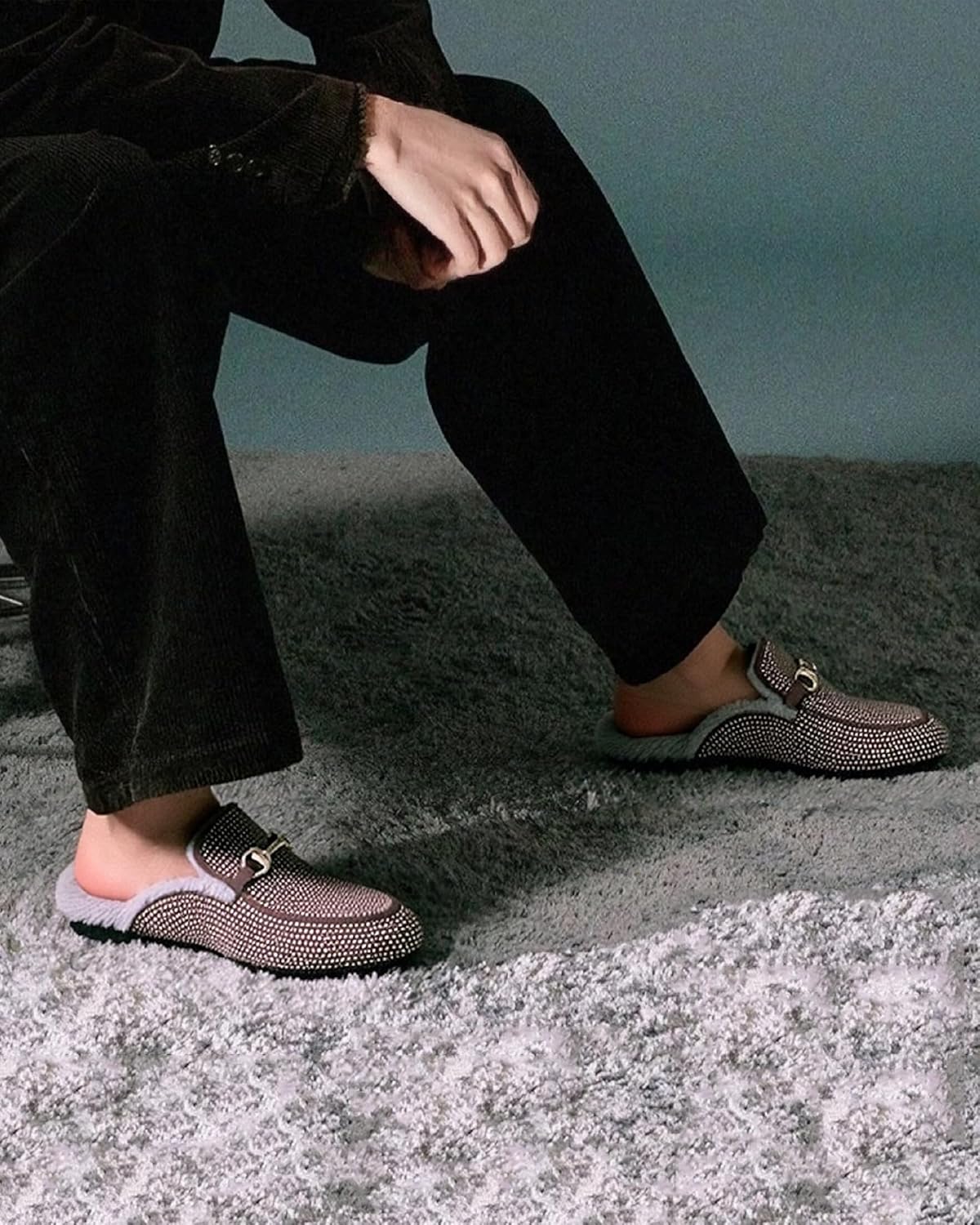 NEWBELLA Women's Faux Fur Lined Mule Slippers - Cozy Slip-On House Shoes with Round Toe, Warm Winter Indoor & Outdoor Shoes for Fall & Winter - Image 7