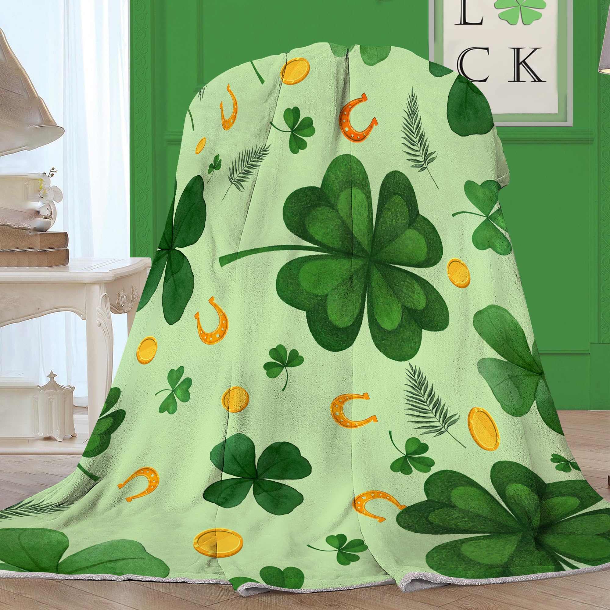 St. Patrick's Day Flanell-Decke, 127x152 Cm – Mit Flamingo & Kleeblatt-Motiv, Weich, Maschinenwaschbar